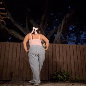 Meet your Posher, Gabriella